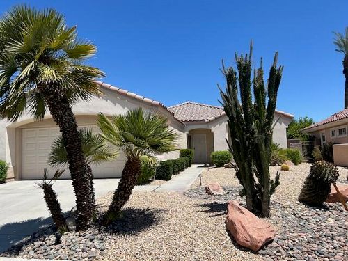 37290 Springdale Ave, Palm Desert, CA, 92211-1301 | Card Image