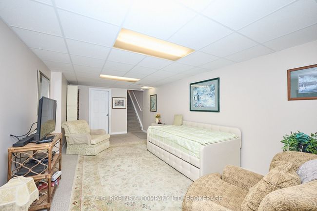 50 Portal Dr, House attached with 3 bedrooms, 2 bathrooms and 2 parking in Port Colborne ON | Image 24