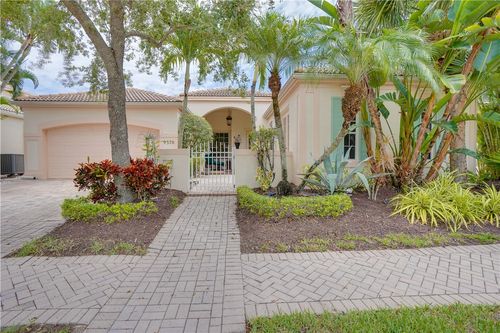 9370 W Maiden Ct, Vero Beach, FL, 32963-4580 | Card Image