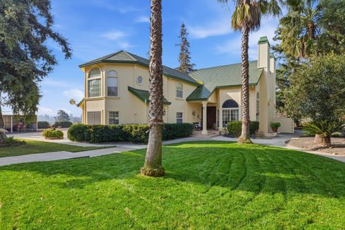 9901 Red Fox Drive, Oakdale, CA, 95361 | Card Image