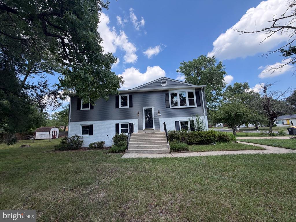 Residential Lease in FORT WASHINGTON