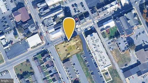 8 E Orange Street, SHIPPENSBURG, PA, 17257 | Card Image