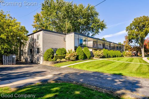 4-3421 Hillside Drive, Royal Oak, MI, 48073 | Card Image