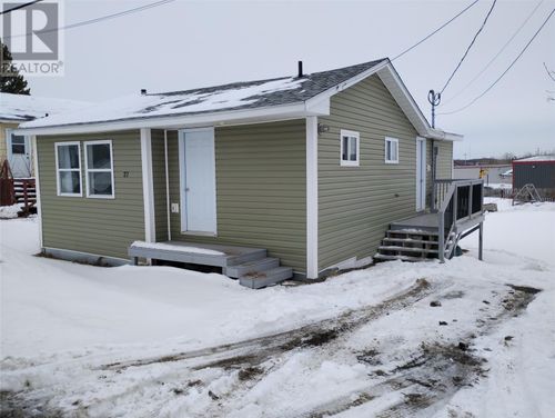 27 Main Street, Grand Falls Windsor, NL, A2B1G1 | Card Image