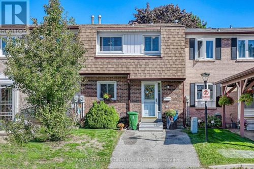 5 Golden Appleway, North York, ON, M3A3P2 | Card Image