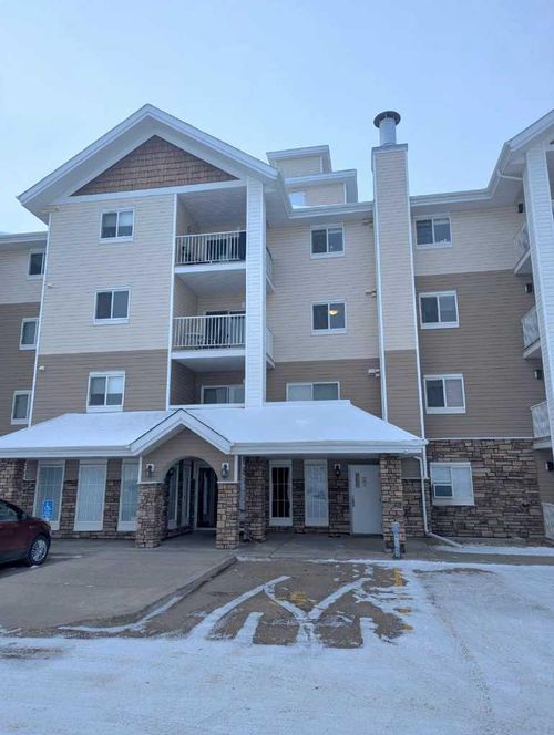 109-3 Broadway Rise, Sylvan Lake, AB, T4S0G9 | Card Image