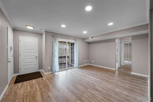 apt-7-1406 Durango Ln, Fenton, MO, 63026-3671 | Card Image