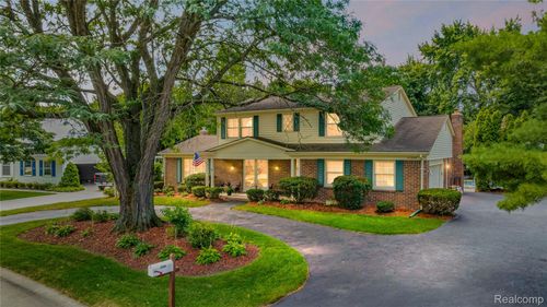 41846 Sutters Ln, Northville, MI, 48168-2065 | Card Image