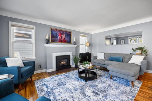 5352 Knox Ave S, Minneapolis, MN, 55419-1044 | Card Image