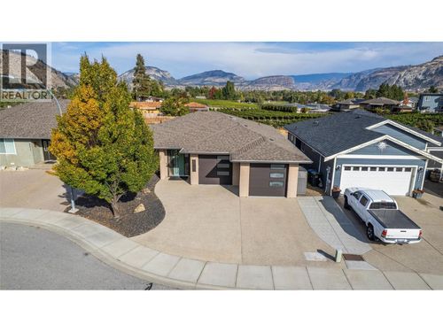 6963 Chardonnay Pl, Oliver, BC, V0H1T4 | Card Image