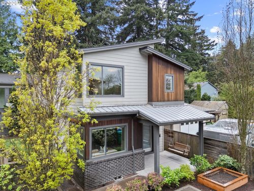 7667 Se Sherman Ct, Portland, OR, 97215-4182 | Card Image