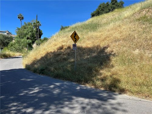 4718 Galendo St, Woodland Hills, CA, 91364-5313 | Card Image