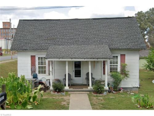 1024 W 4th Ave, Gastonia, NC, 28052-2912 | Card Image