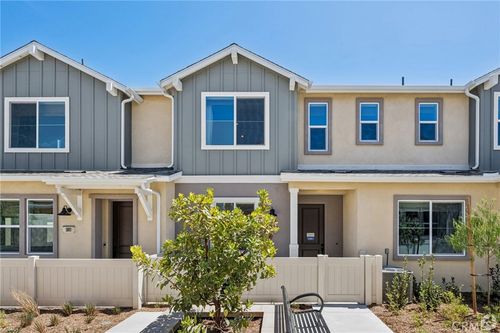 5817 Santa Barbara Avenue, Garden Grove, CA, 92845 | Card Image
