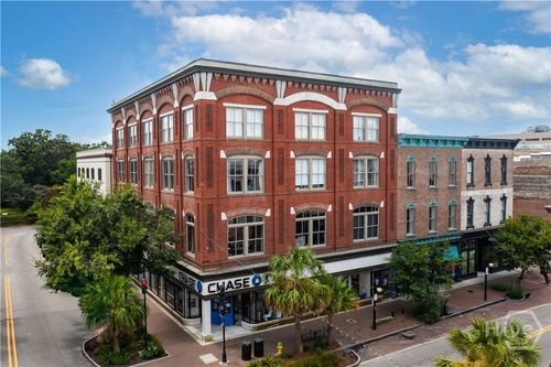 203-101 Barnard St, Savannah, GA, 31401-3262 | Card Image