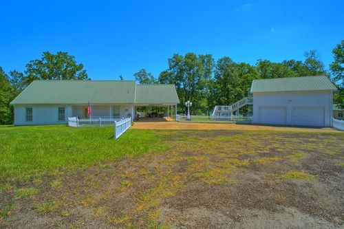 123 Jarrod Dr, Burkeville, TX, 75932-2292 | Card Image