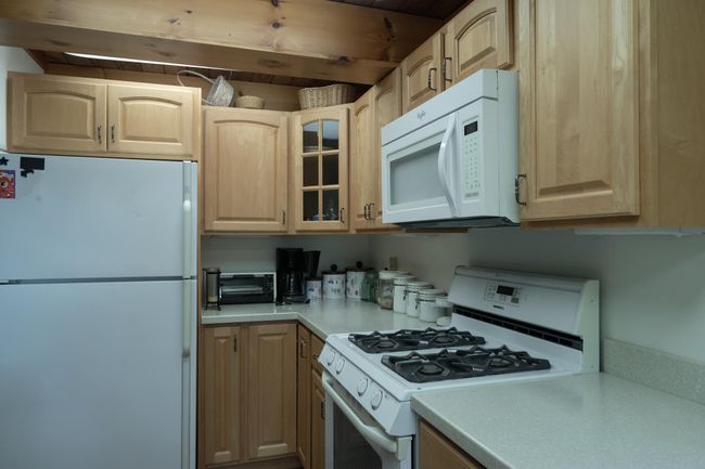 152 Town Hill Rd, House other with 4 bedrooms, 3 bathrooms and null parking in Whitingham VT | Image 14