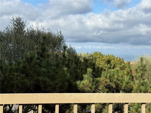 1 Cresta Verde Dr, Rolling Hills Estates, CA, 90274-5458 | Card Image