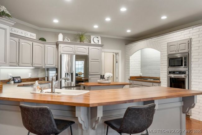 8766 Haskell Dr, House other with 4 bedrooms, 5 bathrooms and null parking in Broken Arrow OK | Image 18