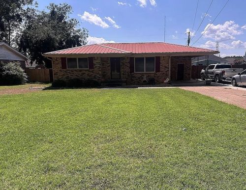 302 Union Ave, Muscle Shoals, AL, 35661-1438 | Card Image
