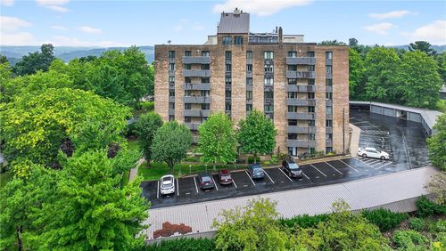 apt-tlc-820 E Beau St, Washington, PA, 15301-2912 | Card Image