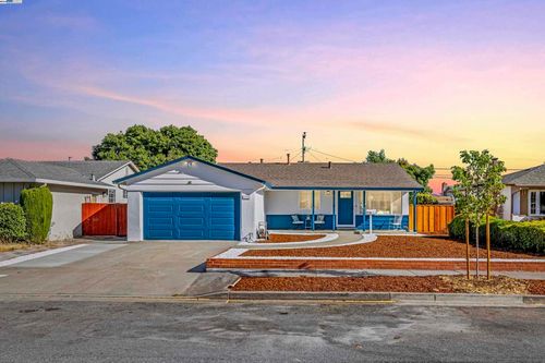 4564 Piper St, Fremont, CA, 94538-2552 | Card Image