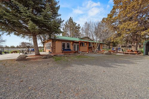 47477 Gerber Rd, Bonanza, OR, 97623-9790 | Card Image