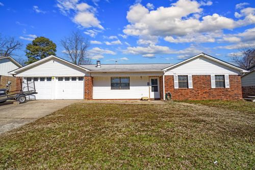 2006 University Drive, Russellville, AR, 72801 | Card Image