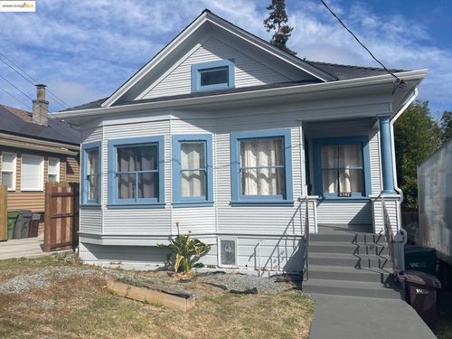 2162 38th Ave, Oakland, CA, 94601-3733 | Card Image