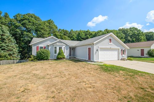 73 Teasel St Ne, Comstock Park, MI, 49321-9599 | Card Image