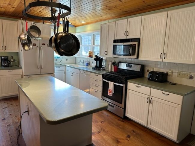 267 Sturgills Rd, House other with 3 bedrooms, 3 bathrooms and null parking in Mouth of Wilson VA | Image 24