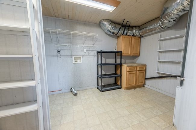 2 Se 814 Th St, House other with 3 bedrooms, 2 bathrooms and null parking in OLD TOWN FL | Image 23
