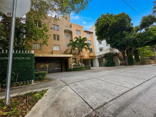44-2630 Sw 28th St, Miami, FL, 33133-3869 | Card Image