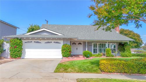11948 La Serna Dr, La Mirada, CA, 90638-1526 | Card Image