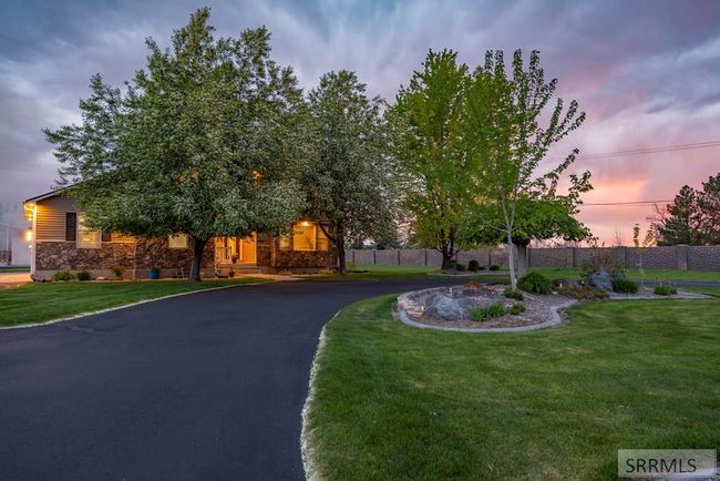 3902 E 154 N, House other with 5 bedrooms, 4 bathrooms and 7 parking in Rigby ID | Image 87
