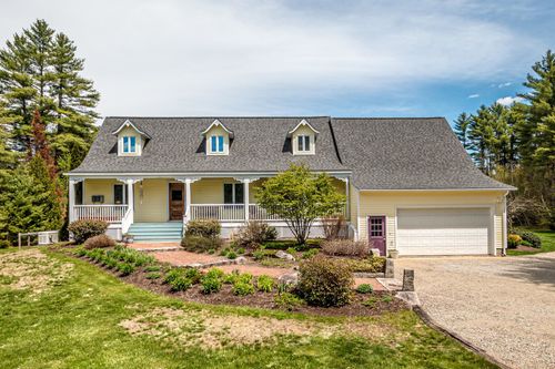 373 Green Hill Rd, Center Conway, NH, 03813-4032 | Card Image