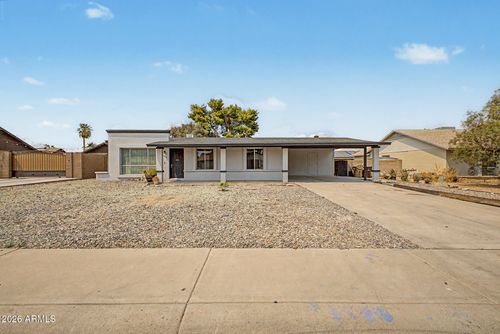 10448 W Seldon Ln, Peoria, AZ, 85345-7447 | Card Image