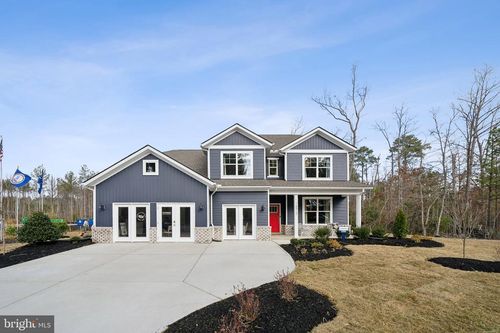 39 Avonwoods Dr, STAUNTON, VA, 24401-5809 | Card Image