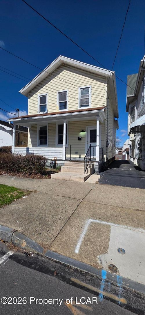 556 N Main St, Wilkes Barre, PA, 18705-1618 | Card Image