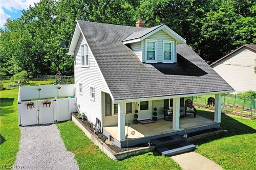 23 Massachusetts Ave, Poland, OH, 44514-1636 | Card Image