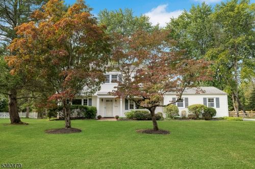 10 Bockoven Rd, Mendham, NJ, 07945-1408 | Card Image