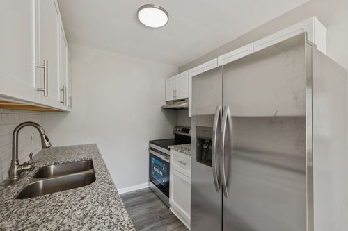 apt-d113-550 Harding Pl, Nashville, TN, 37211-4527 | Card Image