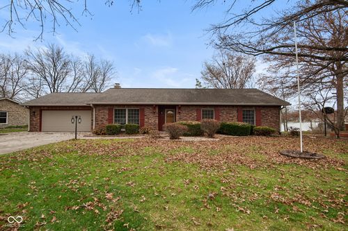 430 Mutton Creek Dr, Seymour, IN, 47274-4052 | Card Image