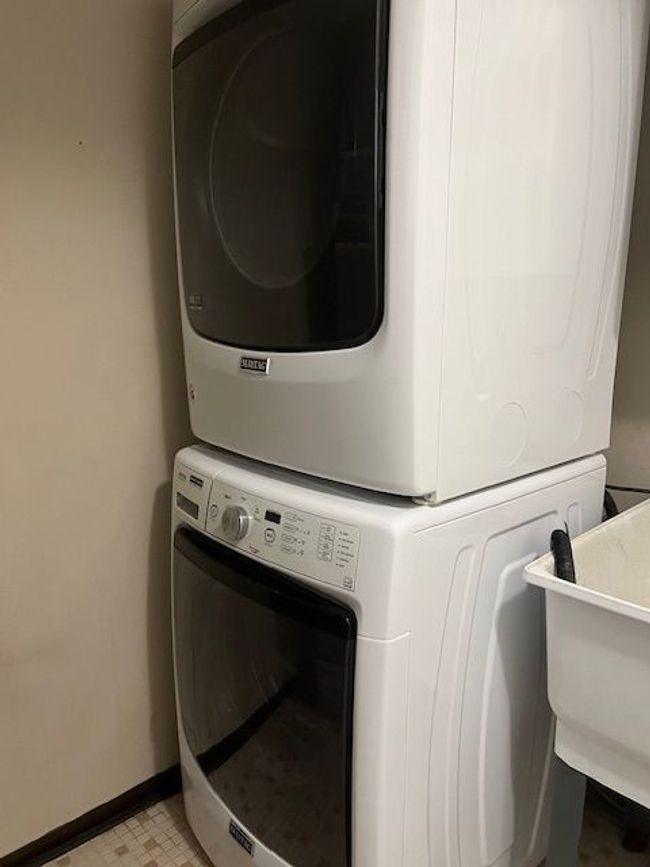 STACKABLE MAYTAG ELECTRIC WASHER & GAS DRYER | Image 21