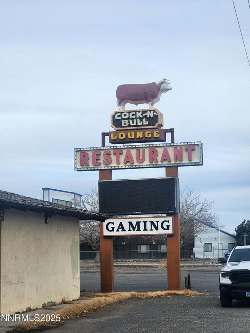 1350 S Taylor St, Fallon, NV, 89406-8839 | Card Image