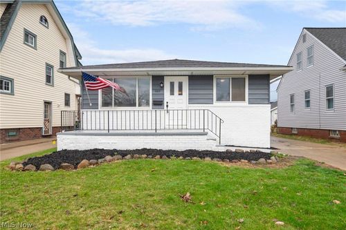 6810 Belmere Drive, Parma, OH, 44129 | Card Image