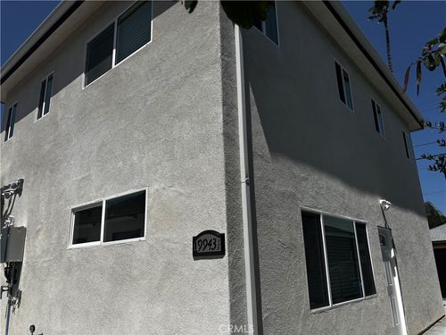 19943 Covello St, Winnetka, CA, 91306-2910 | Card Image
