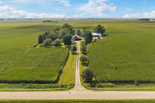 23624 145th Ave, Eldridge, IA, 52748-9714 | Card Image