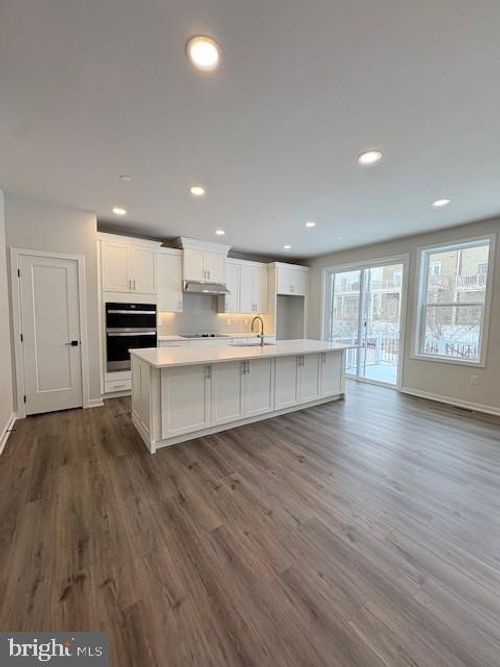 105 Camryn Ct, DOWNINGTOWN, PA, 19335-2080 | Card Image