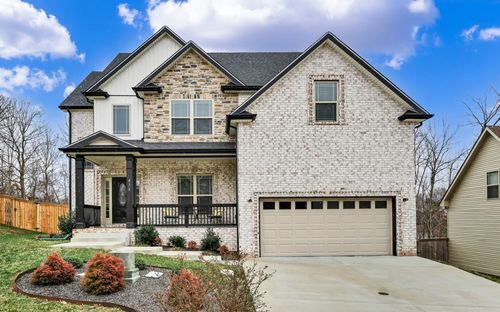 416 Glenstone Springs Dr, Clarksville, TN, 37043-5570 | Card Image